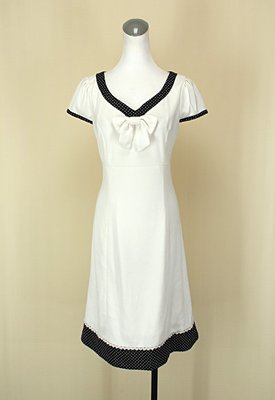 貞新二手衣 IRIS Girls 艾莉絲 白色點點V領短袖棉質洋裝M號(35163)