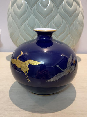 香蘭社帝王藍金銀雙鶴花瓶 尺寸5×14×14CM全品全新