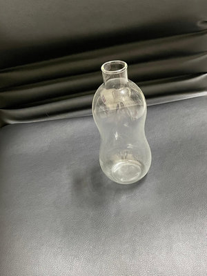 Snapware康寧密扣 耐熱玻璃曲線水瓶600ml(只有瓶子)二手