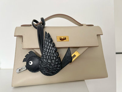 獨家新款 Hermes Birdy 吊飾 愛馬仕鳄魚翅膀小鳥包挂件 包飾 鑰匙扣