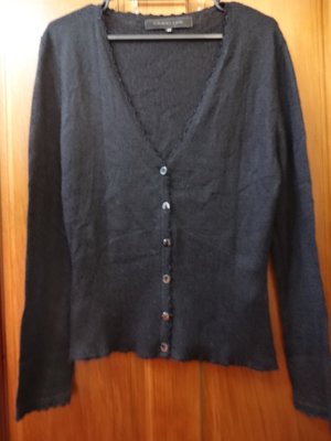 專櫃品牌CRAND ONIL 45%cashmere 喀什米爾 黑色 超柔軟 毛衣外套 B191