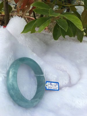 AAA+天然海藍寶手鍊～窄版～《風1款》～手圍17.5號，內徑54mm寬14厚8mm～AquaMarine海水藍寶石玉鐲是美人魚公主的化身喔！～｛熊寶貝珠寶｝～
