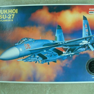 愛德美SUKHOI SU-27 FLANKER 1/48 絕版收藏極新品敬請把握| Yahoo奇摩拍賣