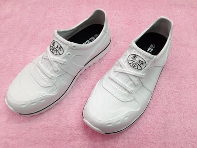 《小郭網路鞋店》專球牌塑膠鞋(白色)  防水鞋 編號:985