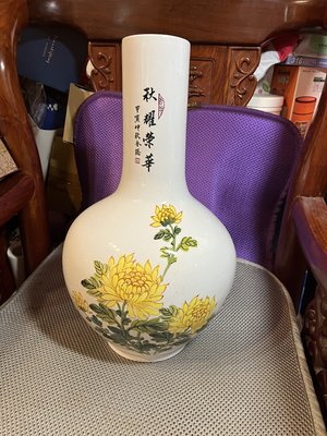 ［冠頴工房］中華陶瓷花瓶，品優完好完整，25*25高46口9底14公分，面交自取