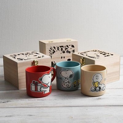 ˙ＴＯＭＡＴＯ生活雜鋪˙日本進口雜貨人氣日本製美式風格史努比塗鴉馬克杯木箱縷空包裝盒組合(預購)
