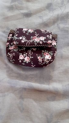 【紫晶小棧】玫瑰花手拿包 收納整理 化妝包 隨身收納 飾品收納 萬用包 (棉布)