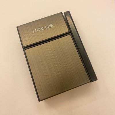 FOCUS 二合一菸盒+USB點菸器 防風打火機 煙盒 充電菸盒打火機 防潮菸盒