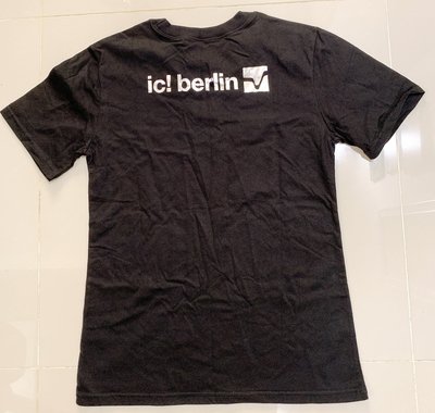 ic! berlin黑色圓領T恤