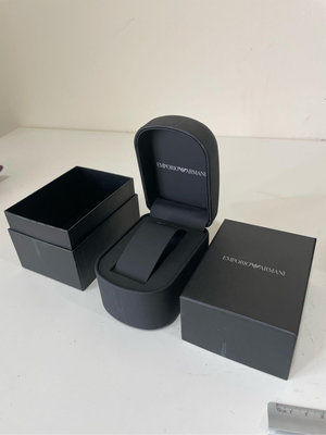 原廠錶盒專賣店 Emporio Armani 錶盒 B025