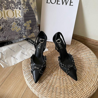 新款熱銷 Dior 新款中古法式綁帶高跟鞋黑色高跟鞋女性感朋克風百搭包頭單鞋 明星大牌同款