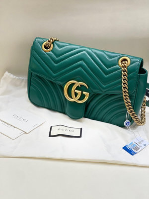 Gucci marmont26 中號 超美的綠色金扣 整體成