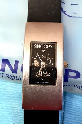 SNOOPY 史奴比 方型 手錶 - 有附保證卡