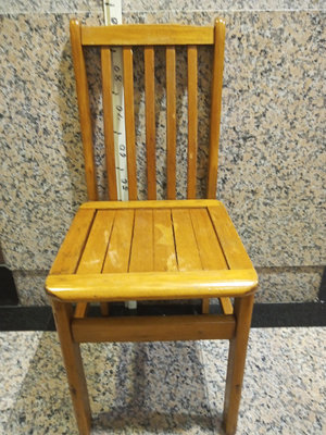 廉售二手實木椅,只要100元,三重面交