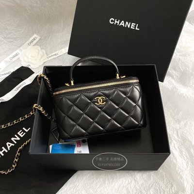千奢二手99新Chanel 2021新款手把 長盒子 限量款 化妝箱 化妝包 手提 黑色 羊皮 菱格紋 復古 金鏈