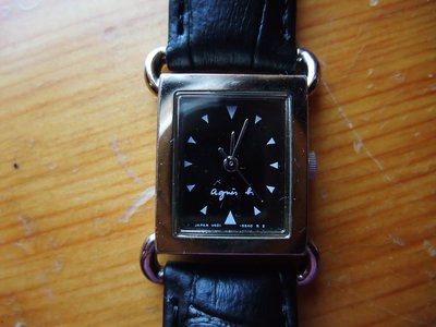 日本agnes b.黑色皮帶手錶 日本製