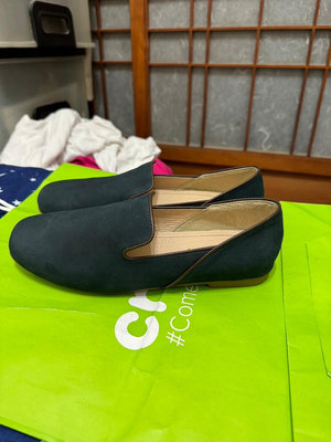 「 二手鞋 」 Diana 女版休閒鞋 23cm（偏深藍綠色）134