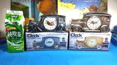 Classic car model alarm clock Table Retro Exquisite Gift toy