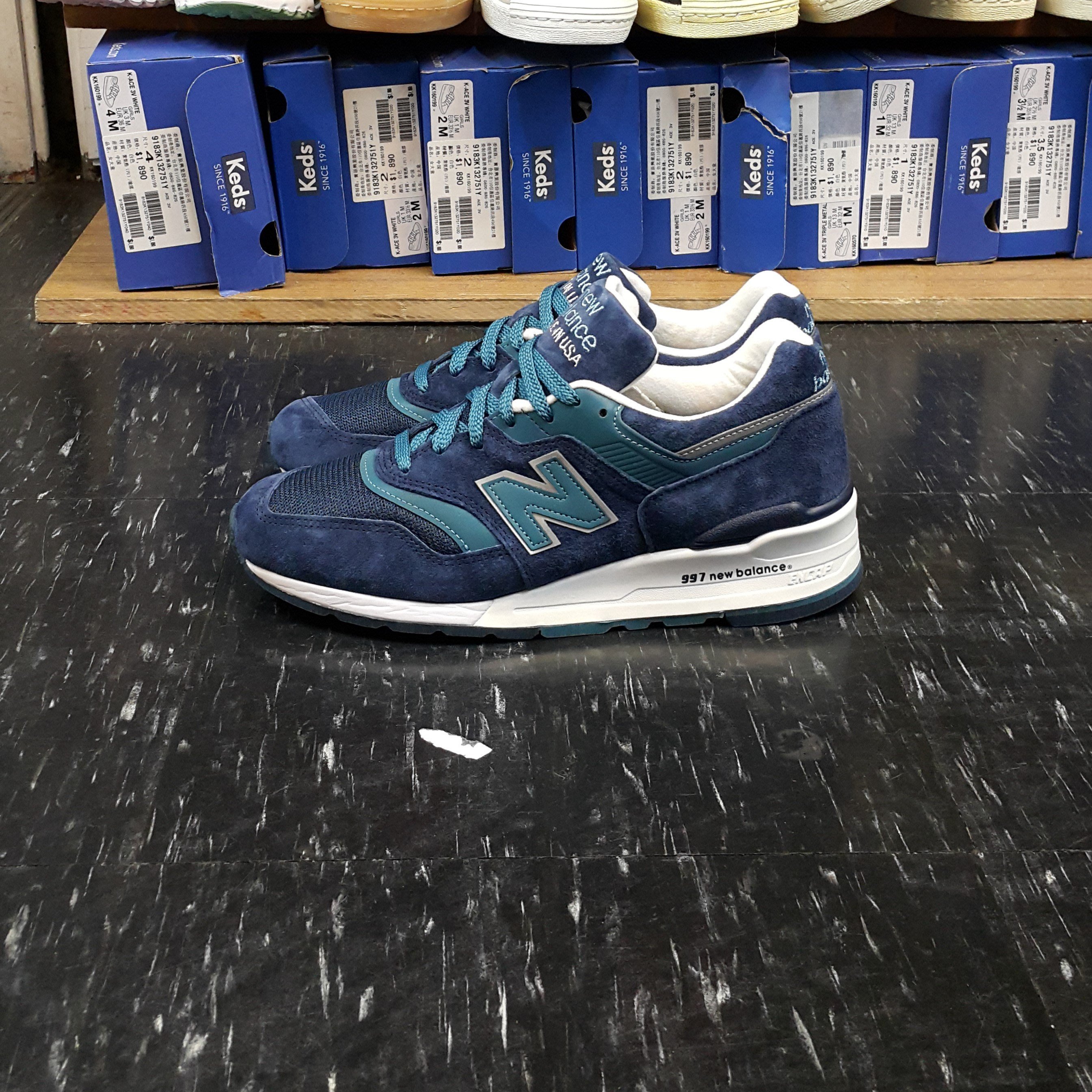 new balance 1978 33