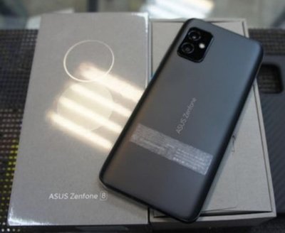華碩 Asus Zenfone 8 Zs590ks 8G/128G 消光黑