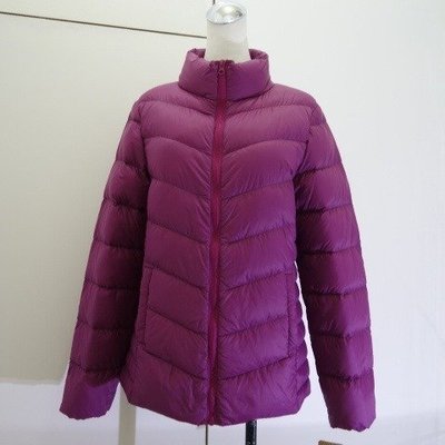 ☆注目の日本專櫃品牌Fildauza 冬新款紫紅色防撥水立領羽絨外套☆