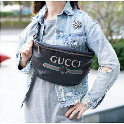 Gucci belt bag 腰包胸包 logo 塗鴉 493869  明星同款 黑色