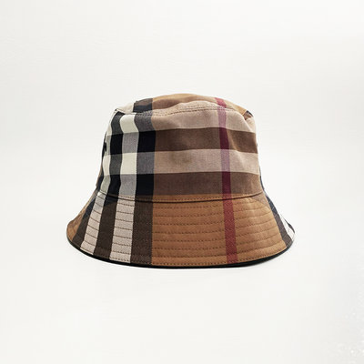 美國百分百【全新真品】Burberry 帽子 配件 休閒 漁夫帽 遮陽帽 logo 經典格紋 駝色 CL15