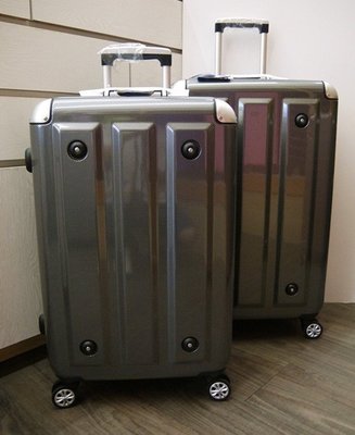 【MOM JAPAN】鋁框 飛機靜音輪 德國拜耳PC 旅行箱 出國箱 金屬護角 小格紋 29吋 薇娜