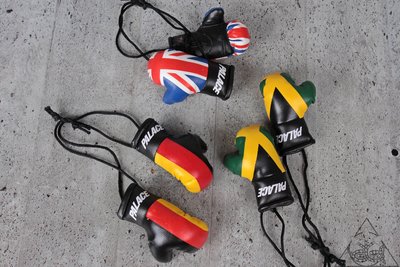 【全館免運】Palace Mini Boxing Gloves 拳擊套 吊飾【PLC158】