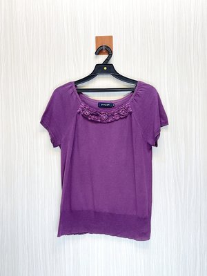 Perng yuh 芃諭名品 紫色花卉針織上衣