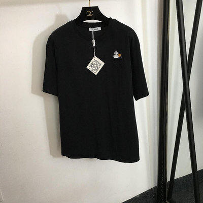 Leann代購~LOEWE 新款簡約刺繡logo純棉短袖T恤 綠色 黑色 SML