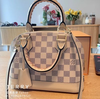 Louis Vuitton Damier Azur Alma BB N45294 in 2023