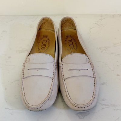 Tods 托德斯 豆豆鞋 開車鞋 女休閒鞋 品味 身分象徵 歐版 米色 米白色 37.5號