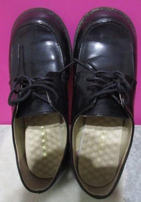 【兒童皮鞋】近全新 台灣製 Carditalia仿皮亮面綁帶式學生鞋 皮鞋 23-黑 (內量約20cm 外量約24.2