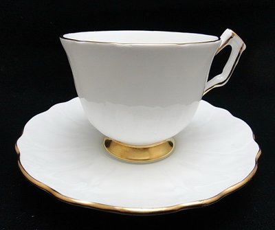 【timekeeper】 英國製Aynsley安茲麗Golden Crocus系列純白重金咖啡杯+盤(免運)