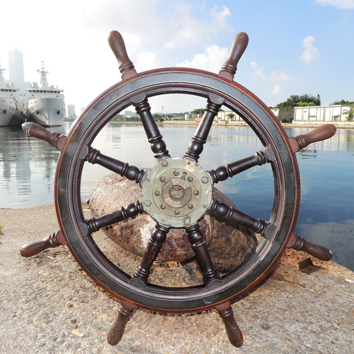 偉大的航道】(正)(舊) 34英吋八角木船舵~方向船舵,船藝品,銅藝品,船舶 