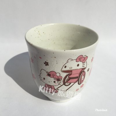 [Kitty 旅遊趣] 日本製 Hello Kitty 茶杯 瓷杯 日式茶杯 凱蒂貓 櫻花 手拉車