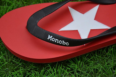 Monobo男星星硬塑膠防滑底耐磨外穿沙灘人字拖涼拖鞋