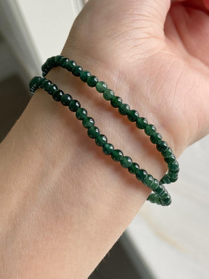 z1 小精品墨綠色珠串 天然翡翠圓珠手串 可以繞2股，完美度接近1