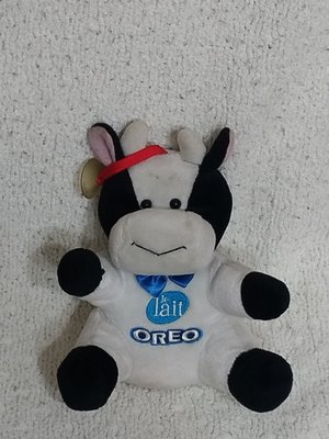 奧利奧 OREO 牛寶寶 絨布玩偶 - 企業寶寶 - 20公分高  - 101元起標      A-18箱