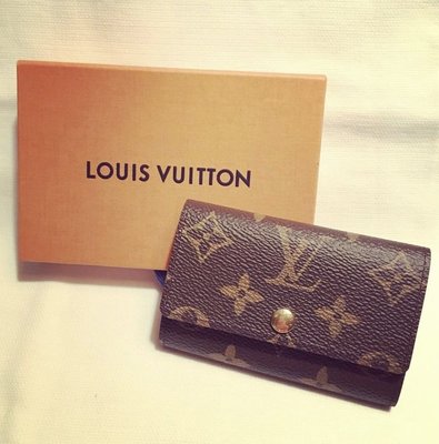 Louis Vuitton LV 全新 經典花紋 六扣 鑰匙包 原花 Monogram M61285 北市可面交