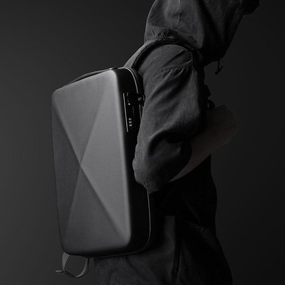 現貨 男背包 商務背包 多面體電腦後背包 15.6吋 男士雙肩包 EVA硬殼背包 防剮蹭 TSA密碼鎖防盜背包 通勤背包
