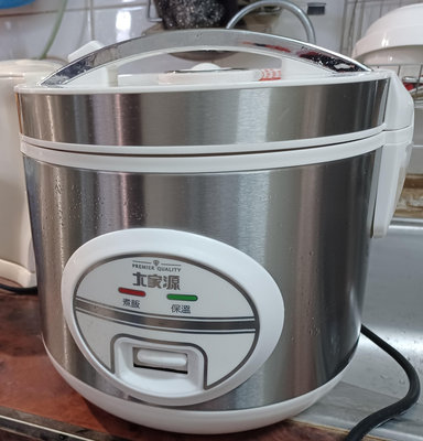 ╭✿㊣ 二手 大家源六人份1.2公升電子鍋【TCY-3006】外殼不鏽鋼 煮飯、保溫功能 特價 $499 ㊣✿╮