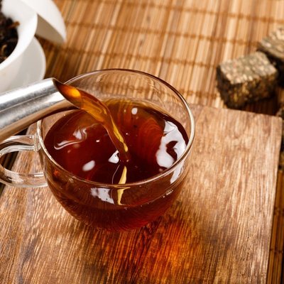 【黑茶】顆粒免撬安化黑茶正宗千兩茶花卷茶湖南黑茶便捷型陳年黑茶2015年