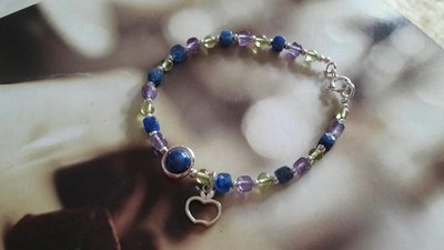幸福窩~天然石串珠手鍊～使用天然藍晶石、天然橄欖石、天然紫水晶及純銀配件~僅此件~