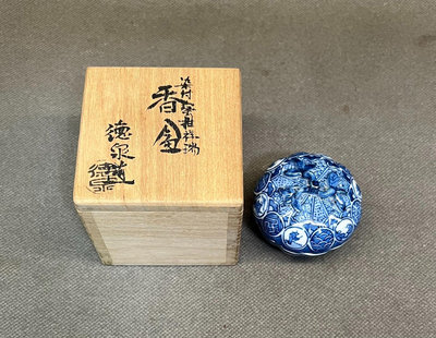 日本昭和時期平安德泉青花蜜柑祥瑞紋香盒 直徑5.5厘米，全品