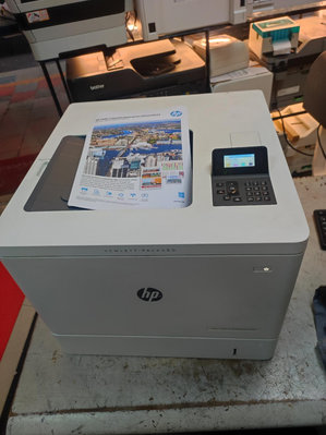 二手HP M553DN A4彩色雙面雷色印表機 功能正常