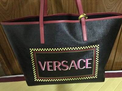 Versace 凡賽斯 經典logo托特包（原價35000）男生、女生均可（降價）
