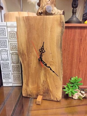 [巧豐]純手工 自然木風格 樟木時鐘-原木時鐘-原木桌鐘-原木鐘-原木擺飾 (編號:894)