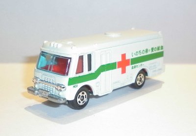 Tomica 1/122 ISUZU BUS 捐血車 日本製 絕版